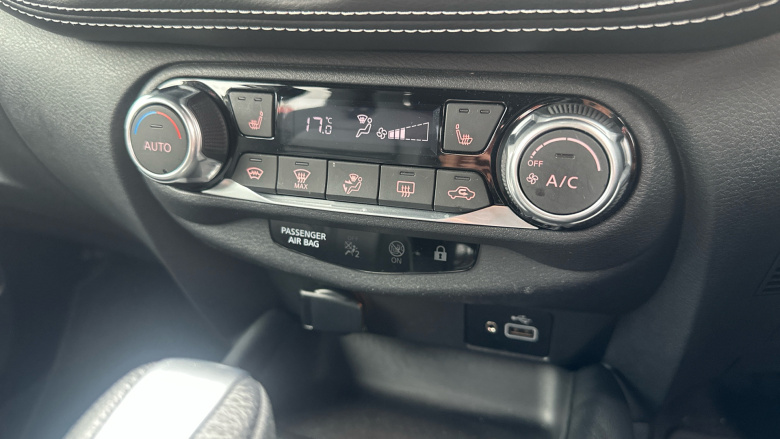 Nissan Juke 1.6 Hybrid Tekna 5dr Auto Hybrid Hatchback